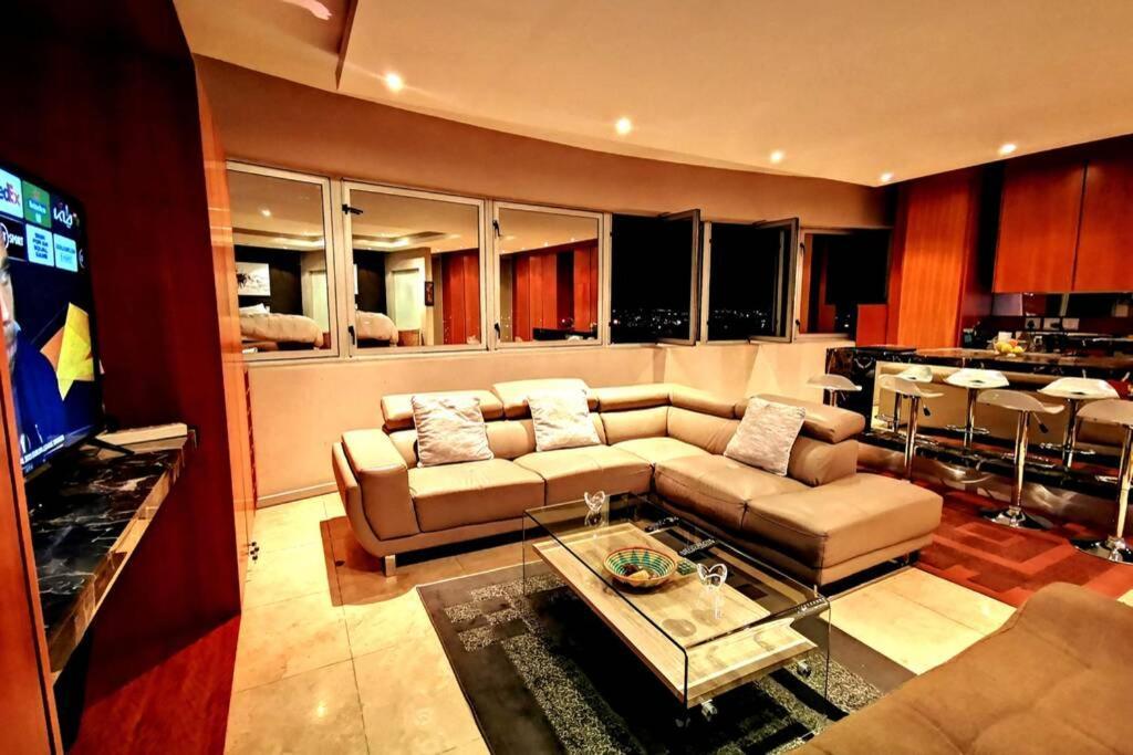 ヨハネスブルグ1507-Amazing Views & Unique Joburg Cbd Luxuryアパートメント エクステリア 写真